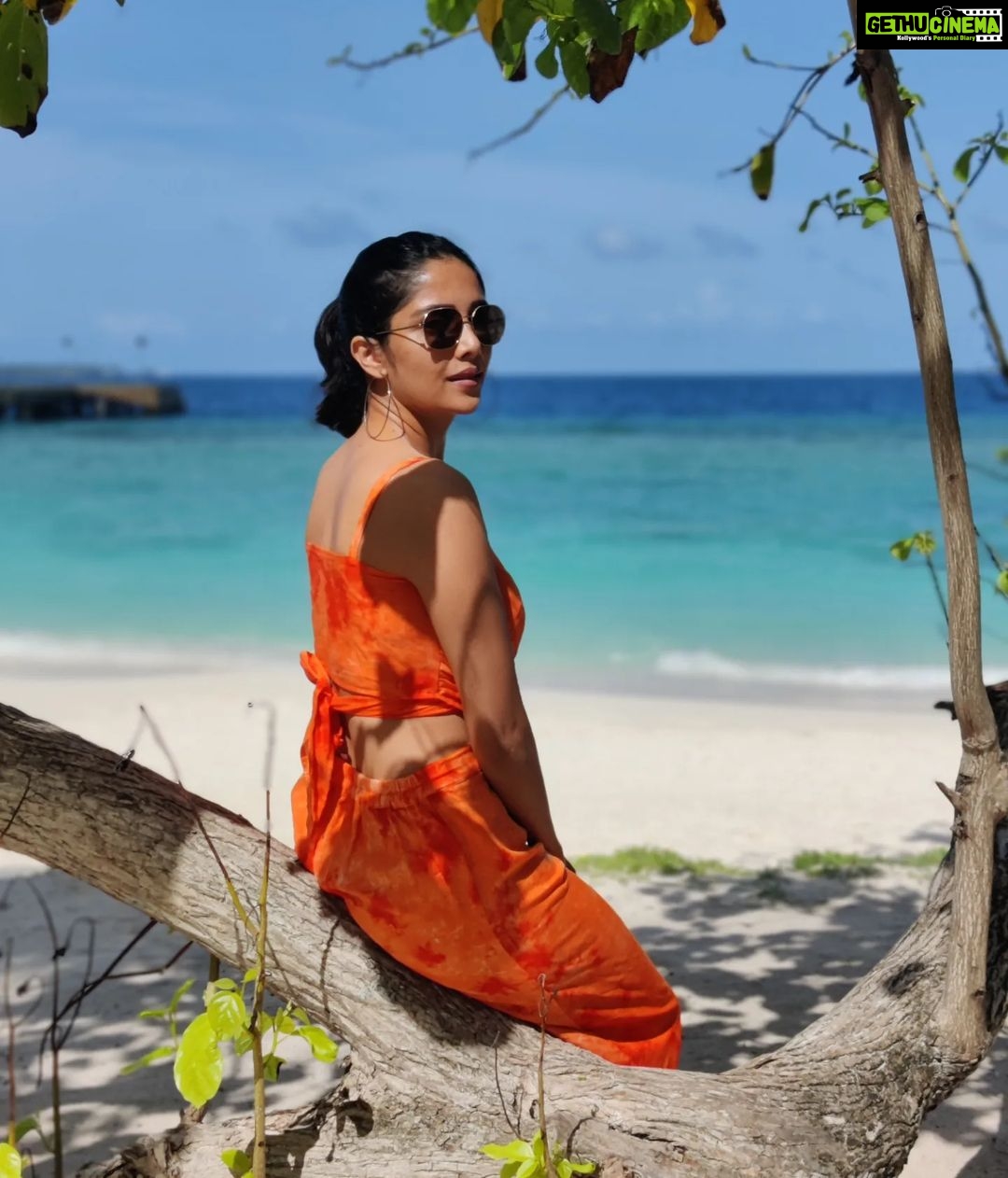 Milana Nagaraj Instagram - PC: @darling_krishnaa 🧡 @siyamworld @trawel_mart #siyamworld #trawelmart #travelwithtrawelmart #sunsiyamresorts #worldofpossibilities #byebyeboredom #helloendlessescapades #maldives Siyam World