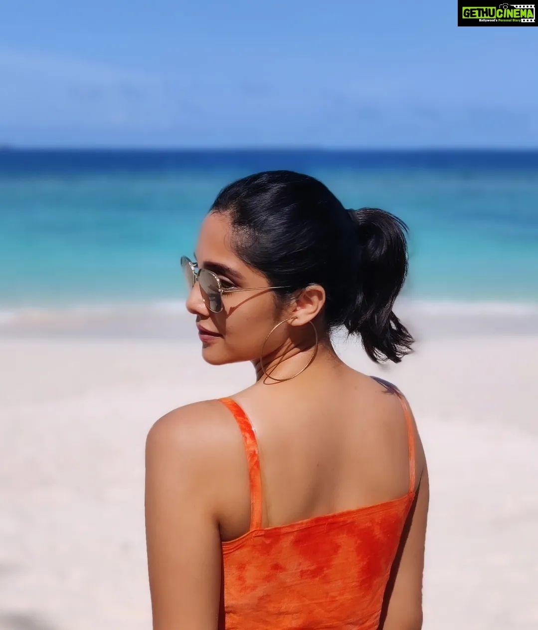 Milana Nagaraj Instagram - PC: @darling_krishnaa 🧡 @siyamworld @trawel_mart #siyamworld #trawelmart #travelwithtrawelmart #sunsiyamresorts #worldofpossibilities #byebyeboredom #helloendlessescapades #maldives Siyam World