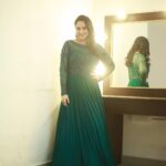 Miya George Instagram - Go green ☘️. Makeup @abilashchickumakeupartist 👗 @paris_de_boutique Styling @sabarinathk_ Jewelry @seeruscollections 📸 @pranavraaaj