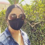 Miya George Instagram – Realised nly after the first click that I m wearing a mask😝 so here are both the pics.. Hope this happens to many since 2020.. Anyway Mask mughyam Bigileee😷