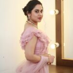 Miya George Instagram – 🌸 👗 @labelmdesigners 
Styling @sabarinathk_ 
Jewelry @meralda.jewels 
Makeup @avinash_s_chetia 
📸 @pranavraaaj
