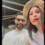 Mouni Roy Instagram - Snacking on some sun with the Mr🤍