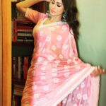 Mouni Roy Instagram - My ‘aesthetic‘ 🤍 #ASareeGirlForever • • • @shopmulmul @anusoru @nidhikurda