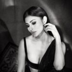 Mouni Roy Instagram –