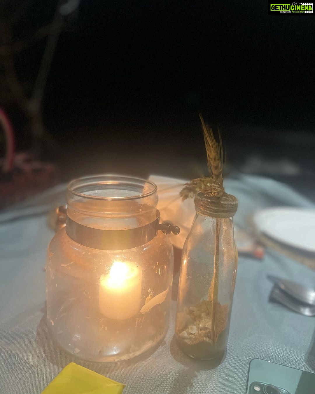 Mouni Roy Instagram - Read something reasonable, sharing it here, STOP ACTING TOO NICE, IT KILLS YOU. by Jordan Peterson (Pl read it if you can) “If you ask a disagreeable person what he wants or she wants, they ll tell you right away they know it’s like, this is what I want this is how I m going to get it, but agreeable people especially if they are extremely agreeable are so agreeable that they often don’t even don’t know what they want because they are so accustomed to living for other people and to finding out what they want and to try to make them comfortable and so forth it’s harder for them to find a sense of their own desires when they move through life and that’s not….. look, there’s situations where it’s advantageous, certainly not advantageous if you’re trying to forge yourself a career that just doesn’t work at all and so … “ Please read it up or hear it on you tube It made a lot of sense to me, hope it helps you too. Love x Also, last night was ♥️