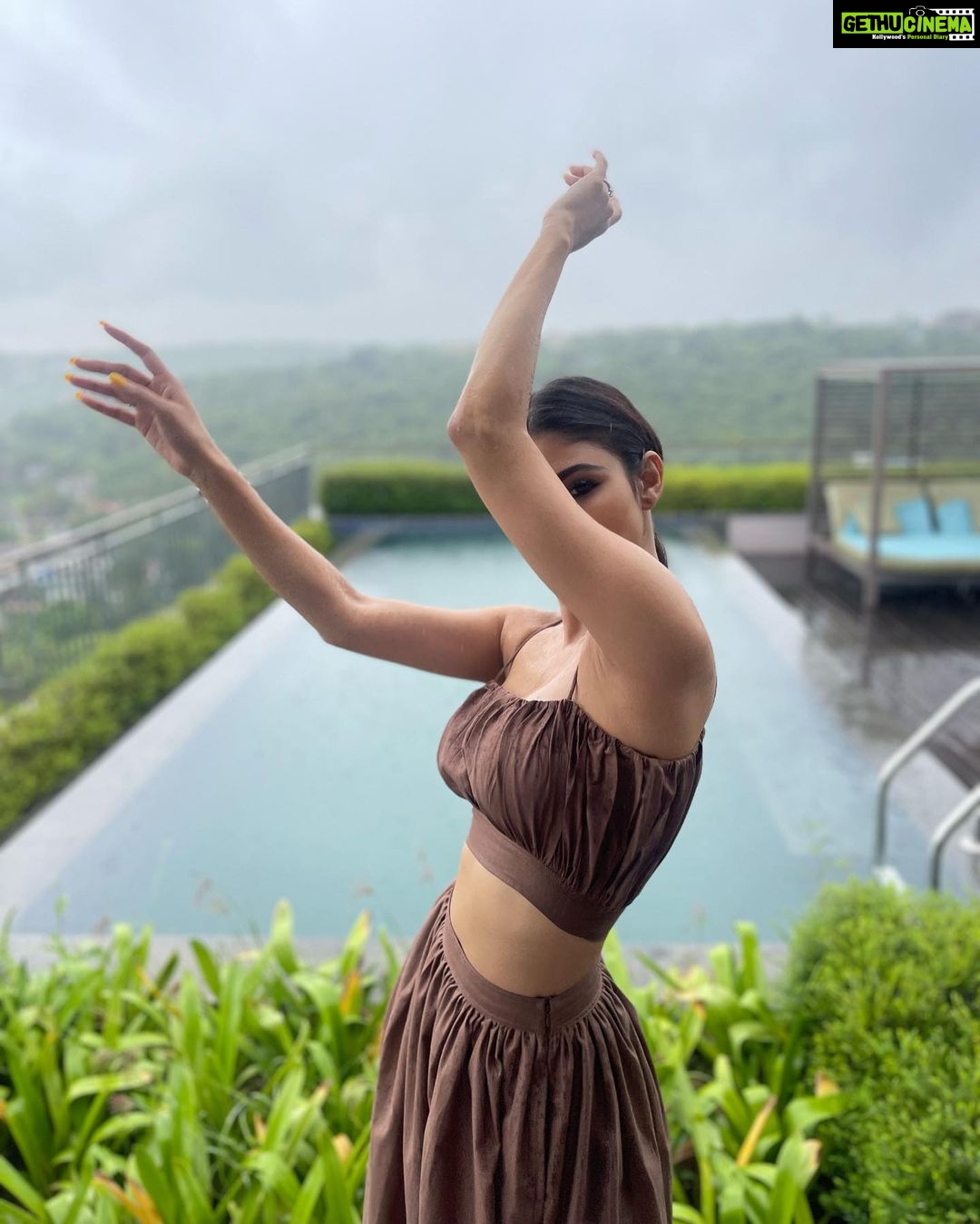 Mouni Roy Instagram - Catching raindrops ….🌧 In @_anuki.n