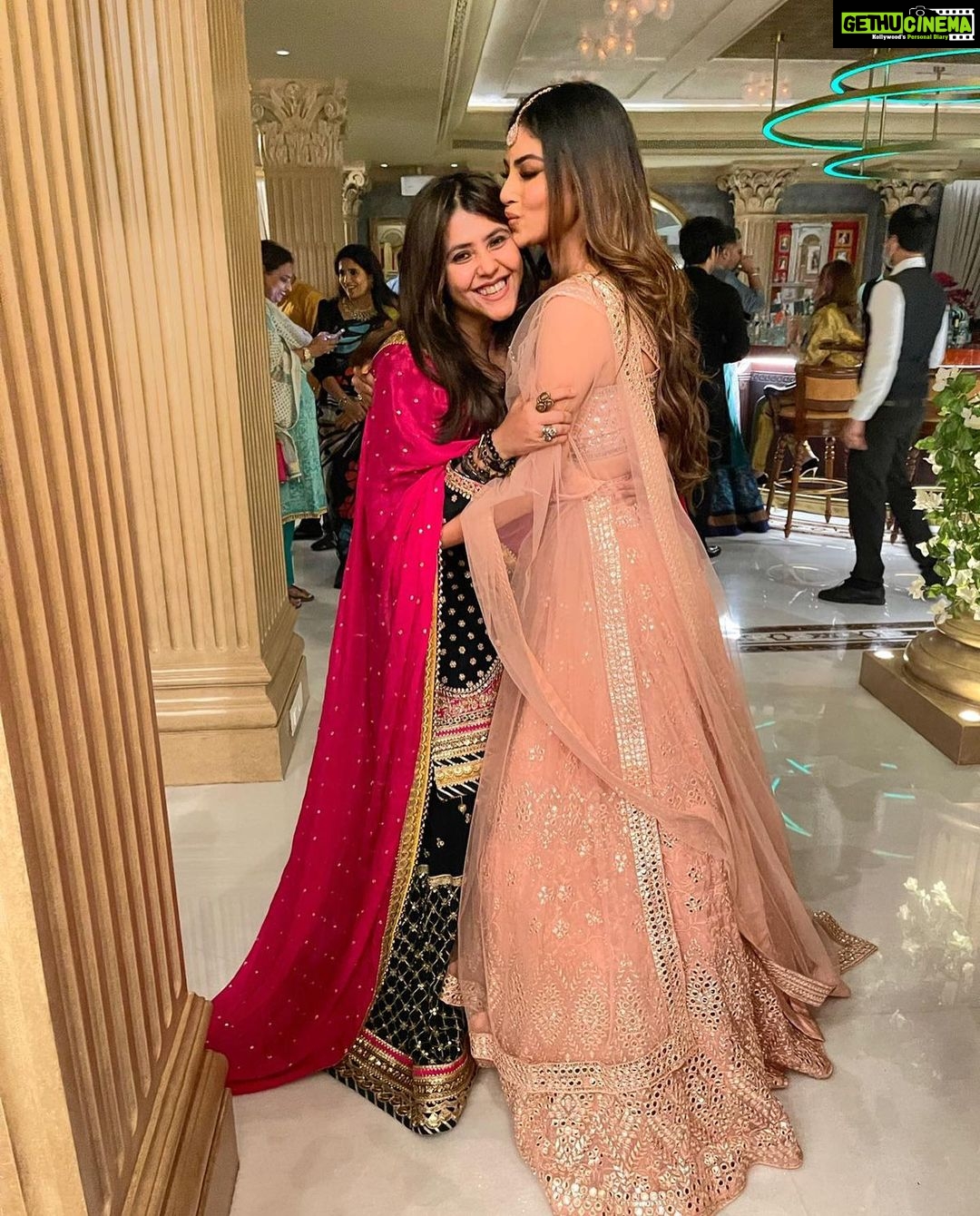 Mouni Roy Instagram - Your birthday is always the perfect opportunity for thanking you for always inspiring and being the light you have been in my life… May your special day be a heavenly one and bring you many wonderful blessings & love 🎂♥️ Love you ✨ @ektarkapoor