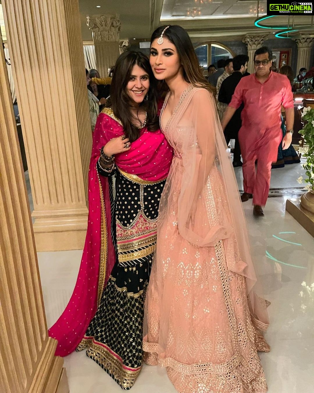 Mouni Roy Instagram - Your birthday is always the perfect opportunity for thanking you for always inspiring and being the light you have been in my life… May your special day be a heavenly one and bring you many wonderful blessings & love 🎂♥️ Love you ✨ @ektarkapoor