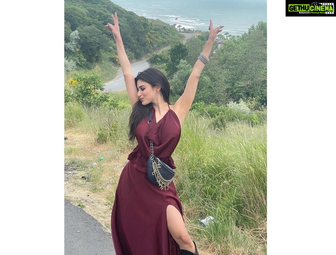 Mouni Roy Instagram - On the other side of wilderness!!!! Istanbul, Turkey