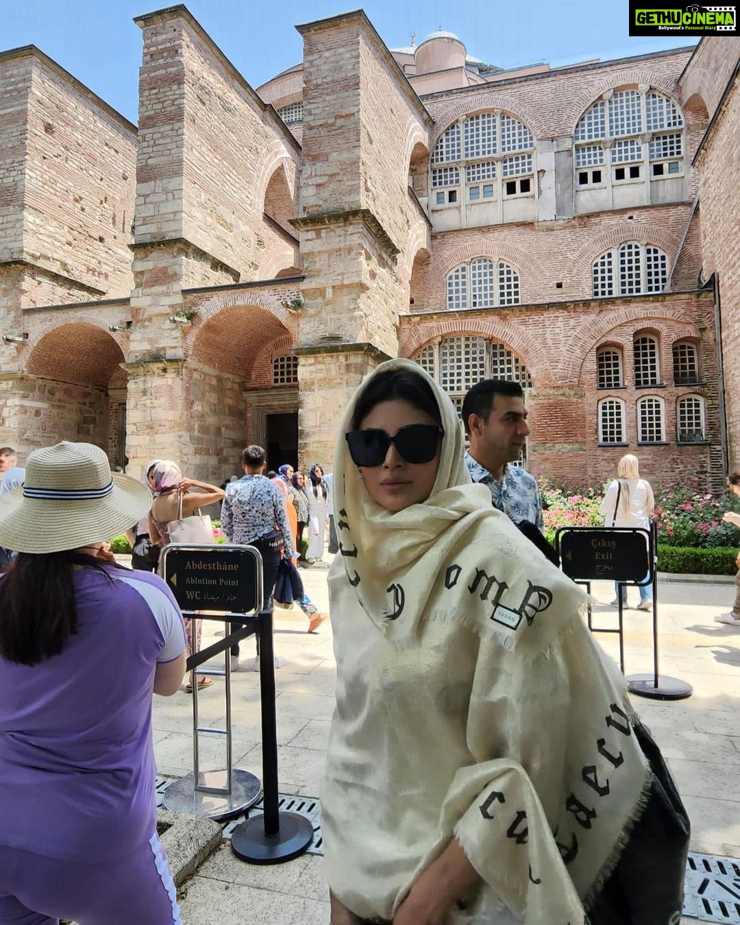 Mouni Roy Instagram - Life is gods novel, let him write it.. 🔱🔆〽️ Hagia Sofia