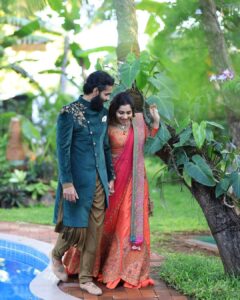 Nakshathra Nagesh Instagram - Lots of happiness and truckloads of conversations! That’s the dream 🤞🏻🧿 #nakshufoundherragha @sankalptheboutique @haran_official_ @chella_hair_makeup @mani_stylist_ @profile_makeover @eventjunctionofficialpage