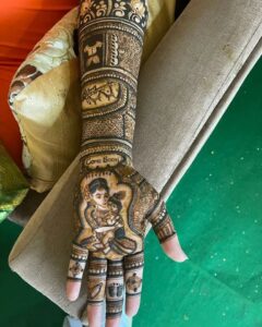 Namitha Instagram - When Mehndi Adorns your Hands, Life takes On New Color !! 
My Mehndi function before my Seemantham!

#wolfguard #wolfguard #wolfguard 
🧿🧿🧿🧿🧿🧿🧿🧿🧿🧿🧿🧿🧿🧿

Thank you @aurora_mehandi_studio ( Bhavani )
 Really Talented! 🌟💛

Thank you Hubbygaru @m_v_chowdhary for the Clicks ! 📸

#mehandi 
#mehndilove 
#mehndifunction
#babyshower