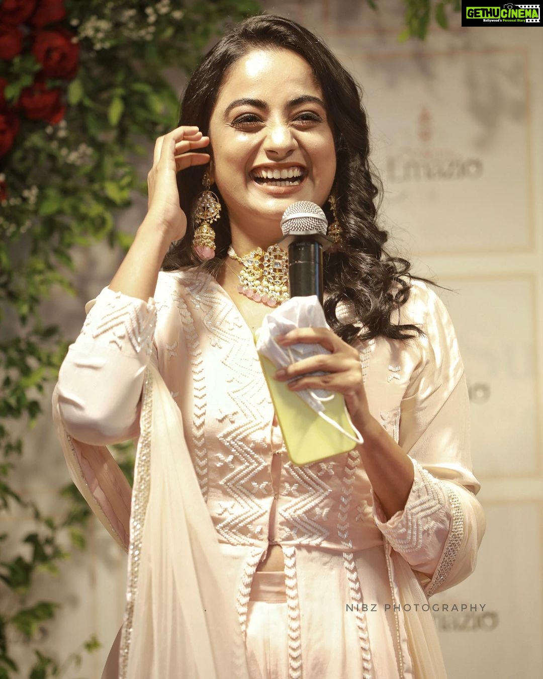 Namitha Pramod Instagram - Guess who made me smile like that ?😻 Unconditional love straight from the heart of my Thalassery people ♥️ 📷: @nibrasnadal 💍: @pureallure.in 👗: @salaaboutique 🎀 hair : @theglamupstudio Thalassery, India