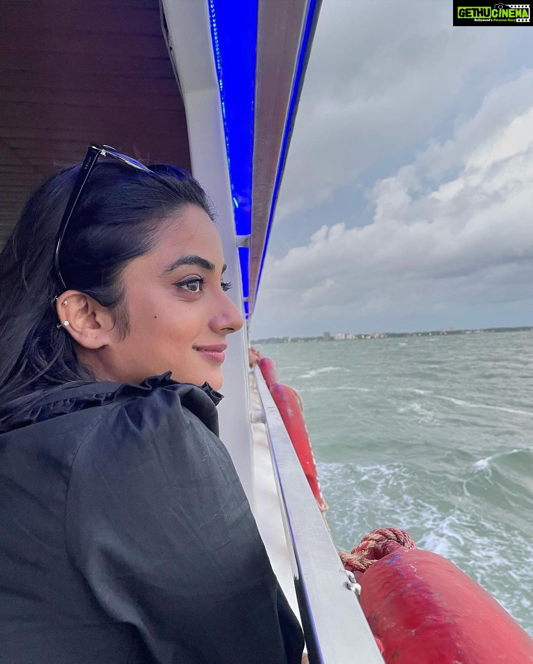 Namitha Pramod Instagram - Pretty eyes and blue skies ⛅️ Arabian Sea