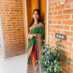 Navya Nair Instagram - Nobody is superior , nobody is inferior , nobody is equal either , people are simply unique , incomparable .. YOU ARE YOU AND I AM I .. #peace #love #happiness NN ❤️
