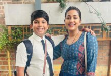 Navya Nair Instagram - School reopening after two long years … may god bless all the kiddos ❤️❤️ Sai’s madam , Belinda mam in the pic .. @greets_publicschool