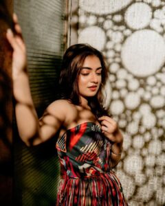 Nazriya Nazim Instagram - Ante….promotions no ?why not 😉♥️

Styled by - @neeraja.kona 🤗
Asst by - @manogna_gollapudi 
👗- @saakshakinni @almarihyderabad 
💎 @suhanipittie
 📸- @adrin_sequeira