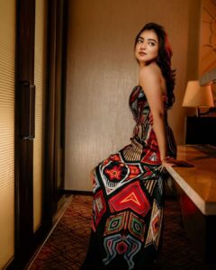Nazriya Nazim Instagram - Ante….promotions no ?why not 😉♥️

Styled by - @neeraja.kona 🤗
Asst by - @manogna_gollapudi 
👗- @saakshakinni @almarihyderabad 
💎 @suhanipittie
 📸- @adrin_sequeira