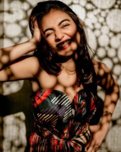 Nazriya Nazim Instagram - Ante….promotions no ?why not 😉♥️

Styled by - @neeraja.kona 🤗
Asst by - @manogna_gollapudi 
👗- @saakshakinni @almarihyderabad 
💎 @suhanipittie
 📸- @adrin_sequeira