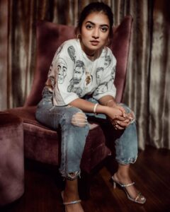 Nazriya Nazim Instagram - Ante ………🤍 Aha Sundara ……. Styled by - @neeraja.kona Asst by - @manogna_gollapudi 👗- @_huemn @hm 💎- @misho_designs 💇🏻‍♀️- @tanujabhatt50 📸- @adrin_sequeira