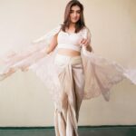 Nazriya Nazim Instagram – 🕊
Ante ……one last thank u 🤍🤍🤍

Styled by – @neeraja.kona 
Asst by – @manogna_gollapudi 
👗- @anushreereddydesign 
💇🏻‍♀️- @tanujabhatt50 
📸- @adrin_sequeira