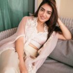 Nazriya Nazim Instagram - 🕊 Ante ……one last thank u 🤍🤍🤍 Styled by - @neeraja.kona Asst by - @manogna_gollapudi 👗- @anushreereddydesign 💇🏻‍♀️- @tanujabhatt50 📸- @adrin_sequeira