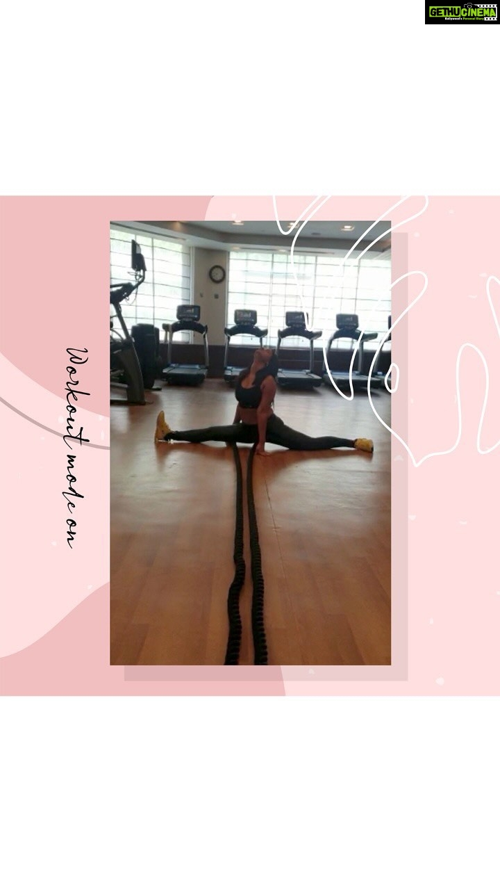 Neetu Chandra Instagram - Workout mode on… #delhi #workout #gymmotivation #workouttime #streching #strechingexercises #workoutindelhi #stayhealthy #stayfit Delhi, India