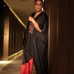 Neha Dhupia Instagram - Hums #redredwine .. 🙃 • • • • In @payalkhandwala @elevate_promotions @minerali_store Muah : @diva_rose21 @kiran_chhetri92 @karanrai001 📸 @thephotodost #eventdiaries
