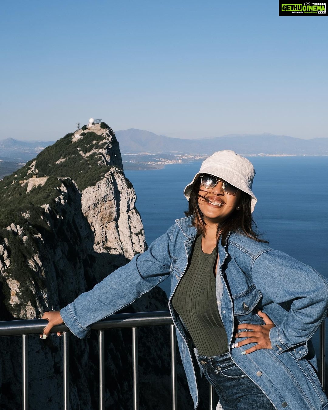 Niharika Konidela Instagram - #Throwback to this place which people described as ‘just a huge rock surrounded by water’ Do you know what it is? 😉