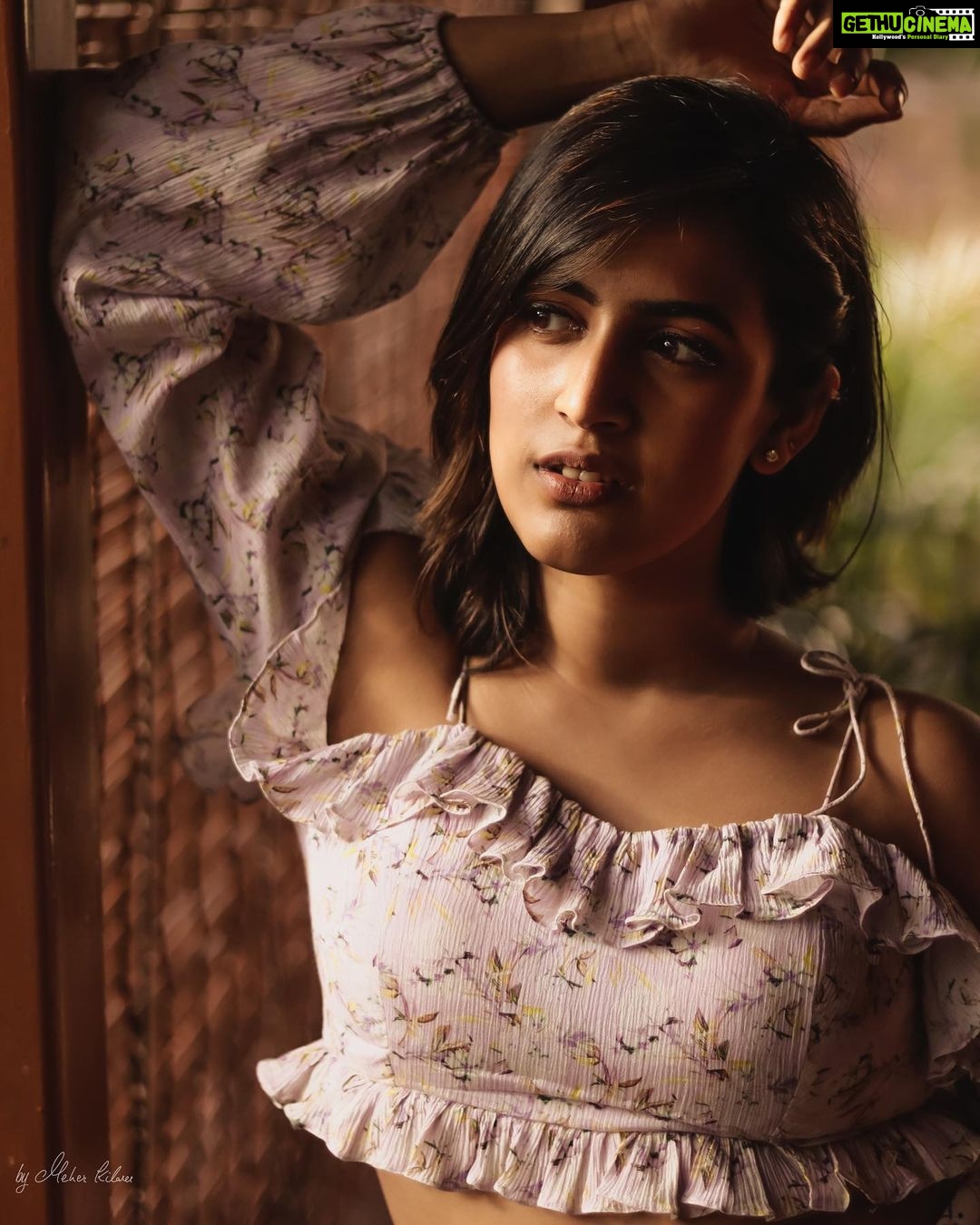 Niharika Konidela Instagram - Delicate daydream 💭 . 📸 @kilaruness 👗 @khushburathodlabel @nithishasriram