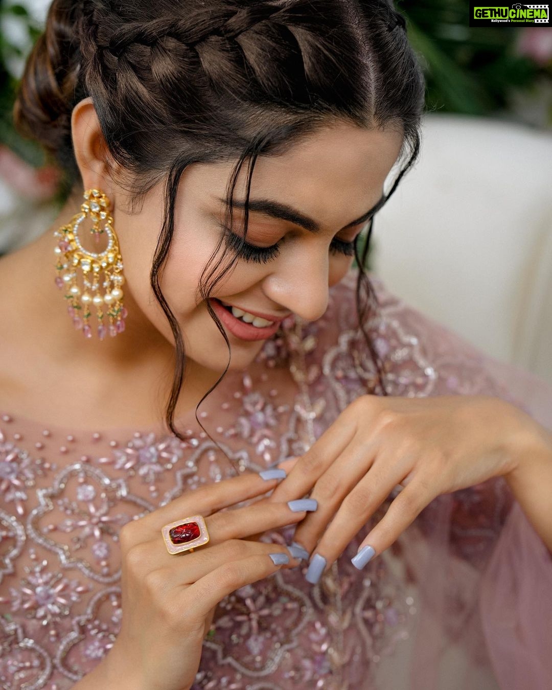 Nikhila Vimal - 136.7K Likes - Most Liked Instagram Photos