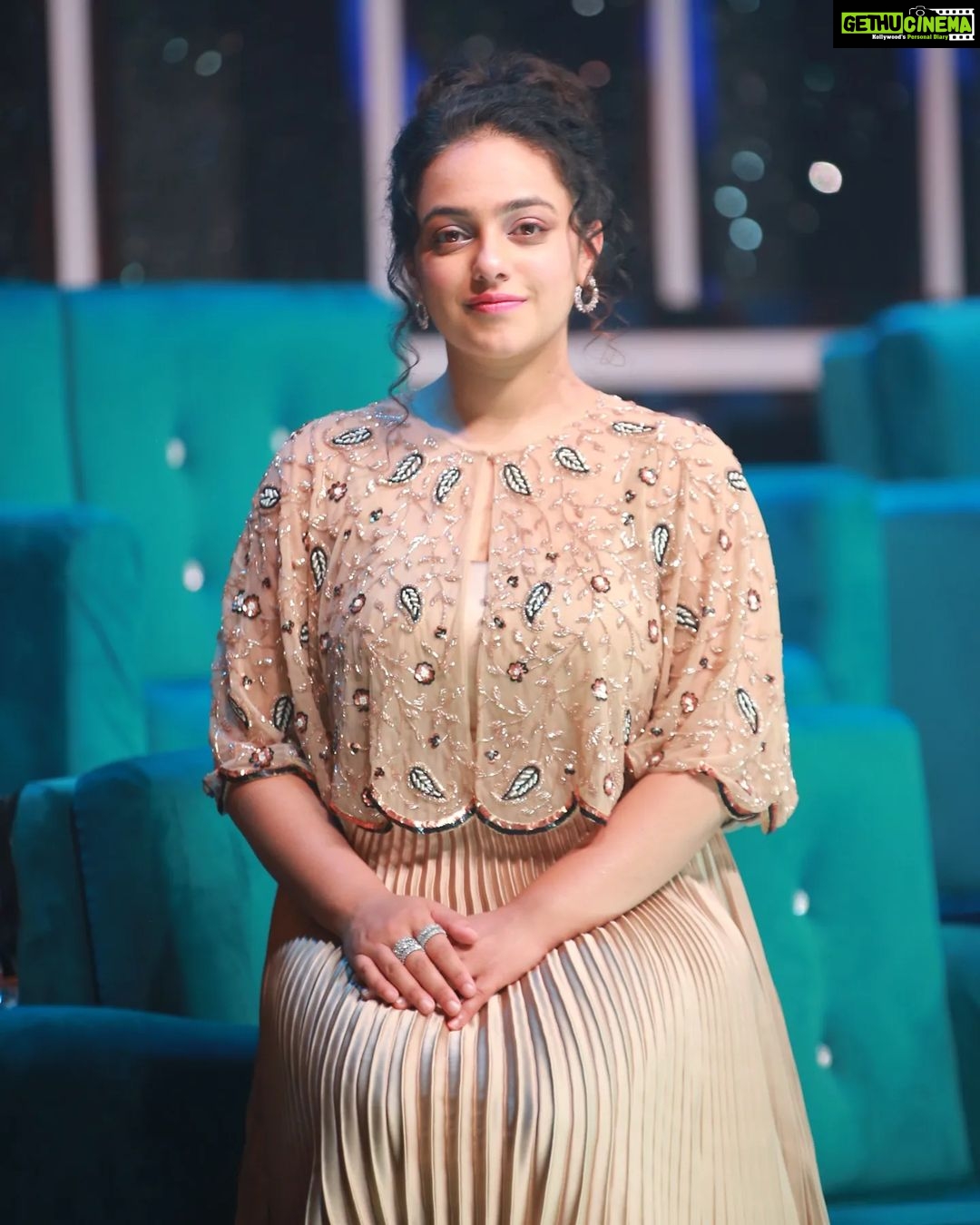 Nithya Menen Instagram - Styled by - @poojakaranam MUA - @jaylicious22 Hair - @meghna_hairstylist 📷 @ranjithpawan