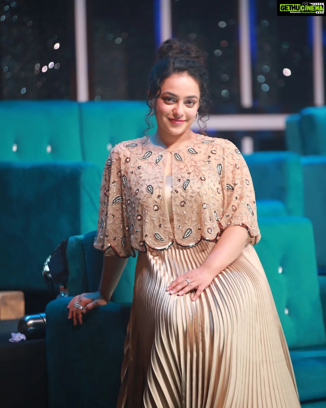 Nithya Menen Instagram - Styled by - @poojakaranam MUA - @jaylicious22 Hair - @meghna_hairstylist 📷 @ranjithpawan