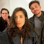 Pallavi Sharda Instagram – Just a couple of the cool cats I grew to tolerate while shooting #Thetwelve and proof that I am a ruthless psychopath.
The show premieres tonight on @foxtel 🎥
@dstrouthos @ngalishaw4real @foxtel
