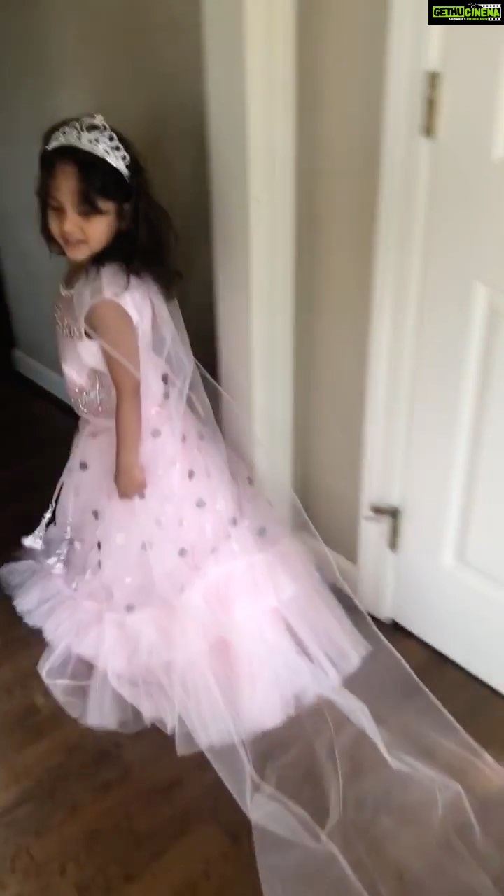 Panchi Bora Instagram - My Disney princess πΈπ»
