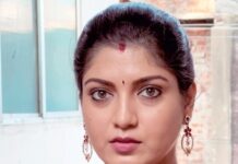 Papri Ghosh Instagram - #paprighosh #suntv #serial #actress #tamil #comedy #dialogue #pandavarillam #kayal #saree @queenz_collectionz