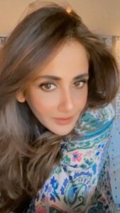 Parul Yadav Instagram - There was a time when I thought that nothing would be better than Ali Zafar falling in love with me!!! Listening to this beautiful song on loop ❤️ #Jhoom #PYReels #AliZafar #AliZafarSongs #MoodToday #LoveThisSong #TrendingReel #ReelingItFeelingIt #FavSong #OnLoop #BeautifulSong #SelfLovery #MondayPost #MondayVibe #DilJhoomJhoom