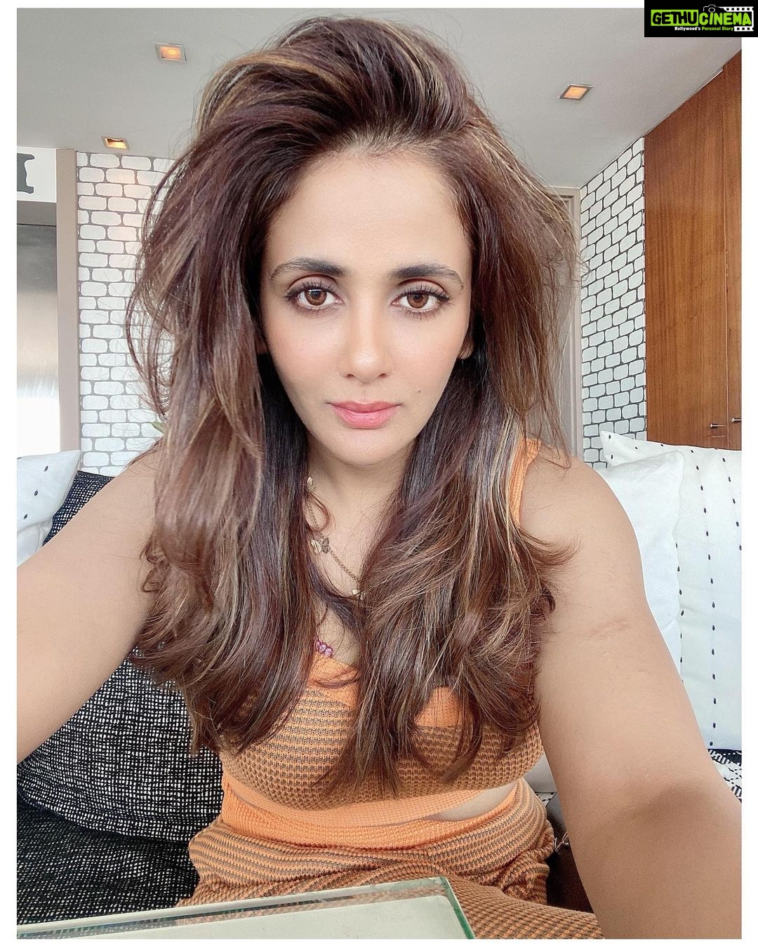 Parul Yadav Instagram - I have always believed that fashion was not only to make women more beautiful, but also to reassure them, and give them confidence. 💛 - Yves Saint Laurent #OOTDFashion #YSL #YvesSaintLaurent #Greece #AthensGreece #AthensCity #ThursdayPost Athens, Greece