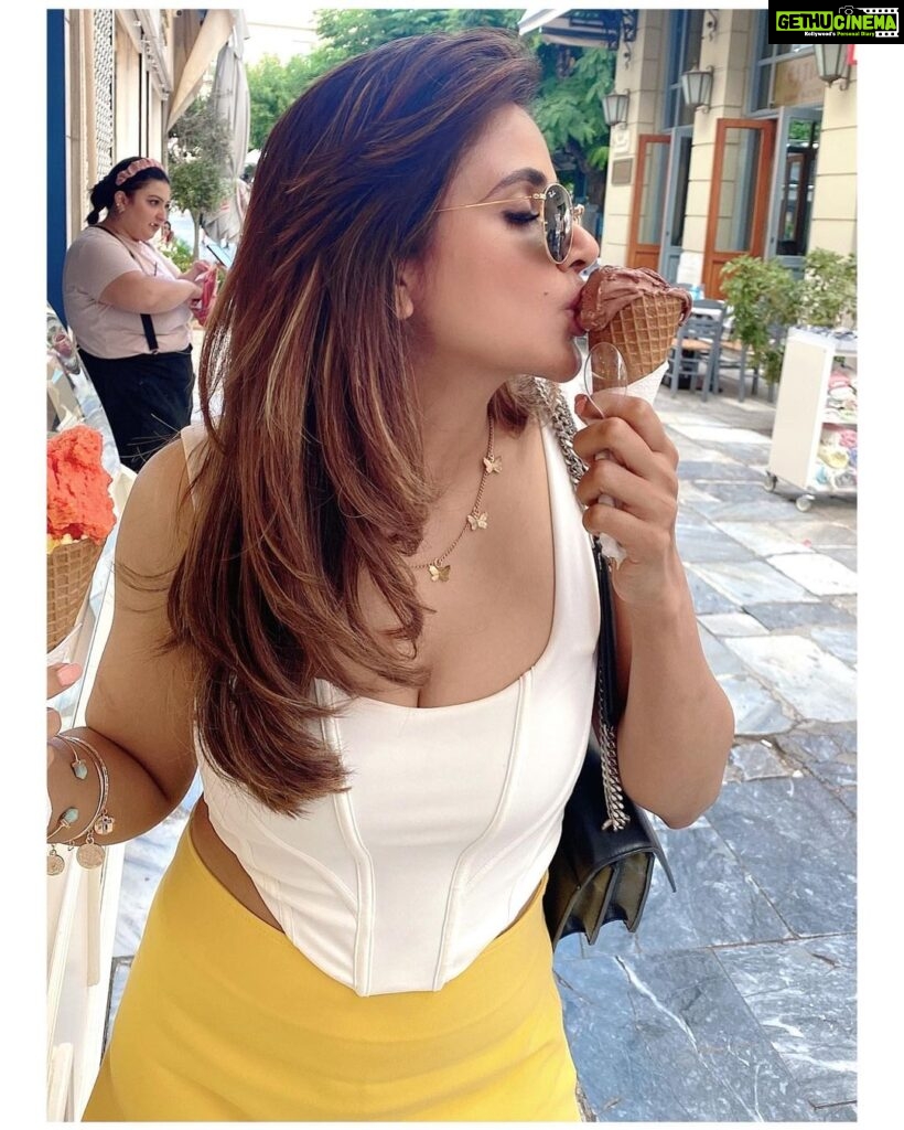 Parul Yadav Instagram - There are some things we just have to do and for me it's to try local ice creams in every country I visit!! PS: my sweet tooth is craving ice cream while I post this 😋 💁‍♀️ : @salon_muah #IceCreamLove #IceCreamAddict #IceCreamDay #SweetToothForever #LoveIceCream #YouScreamIScreamWeAllScreamForIveCream #GuiltyPleasures #LocalIceCream #SweetLover #ColdTreats #BeatingTheHeat #Greece #GreeceTravel #AthensGreece #AthensCity #AthensStreets #OOTD #OOTDGals Athens, Greece