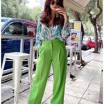 Parul Yadav Instagram - I believe all things are possible with coffee and the right outfit 💚#ThursdayMotivation #OOTD #OOTDDaily #FashionDaily #OutfitLook #OutfitDairy #CoffeeCoffeeCoffee #CoffeeAddict #ButFirstCoffe #Greece #GreeceTravel #AthensGreece #AthensVibe #AthensCity #ThursdayPost Athens, Greece