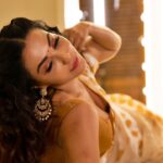 Parvatii Nair Instagram - And here are some of these 🤗 @pariaarclicks @keerthana_makeup_and_hair @sareedrapistchennaithamizhachi