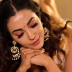 Parvatii Nair Instagram - And here are some of these 🤗 @pariaarclicks @keerthana_makeup_and_hair @sareedrapistchennaithamizhachi