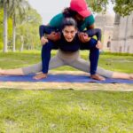 Payal Rohatgi Instagram – Never say Never, because limits like fear are an illusion ❤️ 

#payalrohatgi #yogasehoga #ladkihoonladsaktihoon Lodhi Gardens in New Delhi