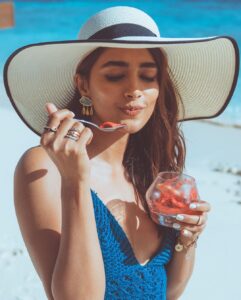 Pooja Hegde Instagram - Mentally having a sorbet on a white sandy beach 🏖 #throwback