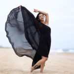 Pooja Jhaveri Instagram - I danced on to the sound of the waves, The music of the wind. The sand was my stage and birds were my audience ! . . In my mind I recreated the #blackswan ! 🖤🖤🖤 . . Outfit : @madhuram.studio 📸 : @portraitsbyvijey . . #blacksbeach #blackswan #freebird #beach #beachlife #actor #actress #dance #moves #freestyle #outfits #fashion #usa #desiinfluencer #desiindian #newjersey #beachesofnewjersey #black #white #collaboration #collab #ad #photoshoot #photography #beachphotography #america Beach Haven Park, New Jersey