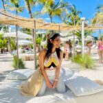 Pooja Jhaveri Instagram - Blue sky, white sand, lots of warmth of the sun…. Soaked it all in…. ! . . Swipe to the last picture to see what a beach does to me 😍 . . Also this place has my heart @nikkibeachmiami The best pizza I have had so far, and the ambience of this place is just amazing !! #issavibe . . #nikkibeach #miami #miamisouthbeach #travel #beachtales #beachlife #sunnyday #trees #bluesky #bestlife #whitesand #miaminightlife #miamibeach #miamipoolparty #miaminikkibeach #nikkibeachmiami #happyme #traveldiaries #travelstories #travelstoke #bestlife #beach #beachesnresorts #beachesinusa #beachlover #travelphotography #instagram #instatravel Nikki Beach Miami