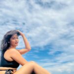 Pooja Jhaveri Instagram - #miamicalling #miami #vacay #trending #trendingreels #reelitfeelit #beachbum #beachlife #fashion #travel #vlog #blogger #travelphotography #tourist #tourism #usatravel #usatourism #usatour #usabeach