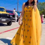 Pooja Jhaveri Instagram – Flaunting my @perniaspopupshop outfit at an #indian wedding in #usa 
.
.
#thingsyoudoforgram #instagram #trendingreels #lyrics #trend #reelitfeelit #usa #desiwedding #desi #indianwedding #outfits #indianoutfit #fashion #passion #desioutfit