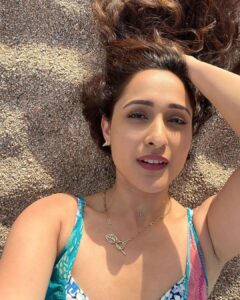 Pragya Jaiswal Instagram - Life is a beach, find your wave 🌊🏝💗 @shopverb @blingthingstore @anshikaav @tanazfatima