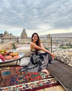 Pragya Jaiswal Instagram - What were you saying ? I got lost in the view 😍🍦💓 Cappadocia, Turkey